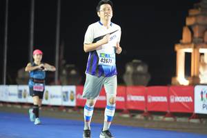 BIB: 25187, 23220
                            <button type="button" onclick="openModal(16110092)" class="btn btn-primary btn-sm float-right btn-popup" data-toggle="modal" data-target=".modal-high-quality">
                        <i class="fas fa-shopping-cart"></i> Add to Cart
                    </button>
                                            <button type="button" onclick="isThisMe(16110092, true)" class="btn btn-success btn-sm float-right btn-popup btn-isme hidden" data-toggle="tooltip" data-placement="bottom" title="นี่คือรูปของคุณใช่ไหม คลิกที่นี่เพื่อเอาเข้าอัลบั้ม">
                        <i class="fas fa-plus"></i> Add to album
                    </button>
                    <button type="button" onclick="isThisMe(16110092, false)" class="btn btn-warning btn-sm float-right btn-popup btn-isnotme hidden">
                        <i class="fas fa-ban"></i> Remove from album
                    </button>