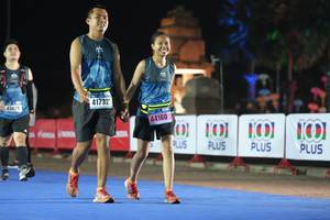 BIB: 21059, 358, 20610
                            <button type="button" onclick="openModal(16106242)" class="btn btn-primary btn-sm float-right btn-popup" data-toggle="modal" data-target=".modal-high-quality">
                        <i class="fas fa-shopping-cart"></i> Add to Cart
                    </button>
                                            <button type="button" onclick="isThisMe(16106242, true)" class="btn btn-success btn-sm float-right btn-popup btn-isme hidden" data-toggle="tooltip" data-placement="bottom" title="นี่คือรูปของคุณใช่ไหม คลิกที่นี่เพื่อเอาเข้าอัลบั้ม">
                        <i class="fas fa-plus"></i> Add to album
                    </button>
                    <button type="button" onclick="isThisMe(16106242, false)" class="btn btn-warning btn-sm float-right btn-popup btn-isnotme hidden">
                        <i class="fas fa-ban"></i> Remove from album
                    </button>