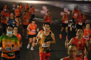 BIB: 920, 2122, 23067
                            <button type="button" onclick="openModal(17923304)" class="btn btn-primary btn-sm float-right btn-popup" data-toggle="modal" data-target=".modal-high-quality">
                        <i class="fas fa-shopping-cart"></i> Add to Cart
                    </button>
                                            <button type="button" onclick="isThisMe(17923304, true)" class="btn btn-success btn-sm float-right btn-popup btn-isme hidden" data-toggle="tooltip" data-placement="bottom" title="นี่คือรูปของคุณใช่ไหม คลิกที่นี่เพื่อเอาเข้าอัลบั้ม">
                        <i class="fas fa-plus"></i> Add to album
                    </button>
                    <button type="button" onclick="isThisMe(17923304, false)" class="btn btn-warning btn-sm float-right btn-popup btn-isnotme hidden">
                        <i class="fas fa-ban"></i> Remove from album
                    </button>