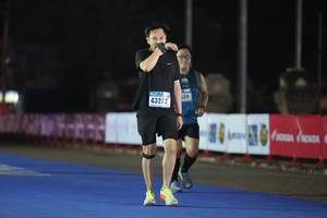 BIB: 43272, 104
                            <button type="button" onclick="openModal(18008070)" class="btn btn-primary btn-sm float-right btn-popup" data-toggle="modal" data-target=".modal-high-quality">
                        <i class="fas fa-shopping-cart"></i> Add to Cart
                    </button>
                                            <button type="button" onclick="isThisMe(18008070, true)" class="btn btn-success btn-sm float-right btn-popup btn-isme hidden" data-toggle="tooltip" data-placement="bottom" title="นี่คือรูปของคุณใช่ไหม คลิกที่นี่เพื่อเอาเข้าอัลบั้ม">
                        <i class="fas fa-plus"></i> Add to album
                    </button>
                    <button type="button" onclick="isThisMe(18008070, false)" class="btn btn-warning btn-sm float-right btn-popup btn-isnotme hidden">
                        <i class="fas fa-ban"></i> Remove from album
                    </button>