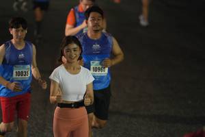 BIB: 10960, 10035
                            <button type="button" onclick="openModal(17958314)" class="btn btn-primary btn-sm float-right btn-popup" data-toggle="modal" data-target=".modal-high-quality">
                        <i class="fas fa-shopping-cart"></i> Add to Cart
                    </button>
                                            <button type="button" onclick="isThisMe(17958314, true)" class="btn btn-success btn-sm float-right btn-popup btn-isme hidden" data-toggle="tooltip" data-placement="bottom" title="นี่คือรูปของคุณใช่ไหม คลิกที่นี่เพื่อเอาเข้าอัลบั้ม">
                        <i class="fas fa-plus"></i> Add to album
                    </button>
                    <button type="button" onclick="isThisMe(17958314, false)" class="btn btn-warning btn-sm float-right btn-popup btn-isnotme hidden">
                        <i class="fas fa-ban"></i> Remove from album
                    </button>