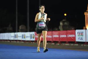 BIB: 44041
                            <button type="button" onclick="openModal(18013396)" class="btn btn-primary btn-sm float-right btn-popup" data-toggle="modal" data-target=".modal-high-quality">
                        <i class="fas fa-shopping-cart"></i> Add to Cart
                    </button>
                                            <button type="button" onclick="isThisMe(18013396, true)" class="btn btn-success btn-sm float-right btn-popup btn-isme hidden" data-toggle="tooltip" data-placement="bottom" title="นี่คือรูปของคุณใช่ไหม คลิกที่นี่เพื่อเอาเข้าอัลบั้ม">
                        <i class="fas fa-plus"></i> Add to album
                    </button>
                    <button type="button" onclick="isThisMe(18013396, false)" class="btn btn-warning btn-sm float-right btn-popup btn-isnotme hidden">
                        <i class="fas fa-ban"></i> Remove from album
                    </button>