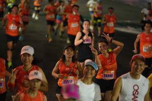 BIB: 200, 26998, 25591
                            <button type="button" onclick="openModal(17929633)" class="btn btn-primary btn-sm float-right btn-popup" data-toggle="modal" data-target=".modal-high-quality">
                        <i class="fas fa-shopping-cart"></i> Add to Cart
                    </button>
                                            <button type="button" onclick="isThisMe(17929633, true)" class="btn btn-success btn-sm float-right btn-popup btn-isme hidden" data-toggle="tooltip" data-placement="bottom" title="นี่คือรูปของคุณใช่ไหม คลิกที่นี่เพื่อเอาเข้าอัลบั้ม">
                        <i class="fas fa-plus"></i> Add to album
                    </button>
                    <button type="button" onclick="isThisMe(17929633, false)" class="btn btn-warning btn-sm float-right btn-popup btn-isnotme hidden">
                        <i class="fas fa-ban"></i> Remove from album
                    </button>