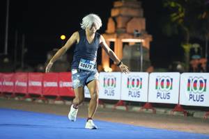 BIB: 40679
                            <button type="button" onclick="openModal(18013317)" class="btn btn-primary btn-sm float-right btn-popup" data-toggle="modal" data-target=".modal-high-quality">
                        <i class="fas fa-shopping-cart"></i> Add to Cart
                    </button>
                                            <button type="button" onclick="isThisMe(18013317, true)" class="btn btn-success btn-sm float-right btn-popup btn-isme hidden" data-toggle="tooltip" data-placement="bottom" title="นี่คือรูปของคุณใช่ไหม คลิกที่นี่เพื่อเอาเข้าอัลบั้ม">
                        <i class="fas fa-plus"></i> Add to album
                    </button>
                    <button type="button" onclick="isThisMe(18013317, false)" class="btn btn-warning btn-sm float-right btn-popup btn-isnotme hidden">
                        <i class="fas fa-ban"></i> Remove from album
                    </button>