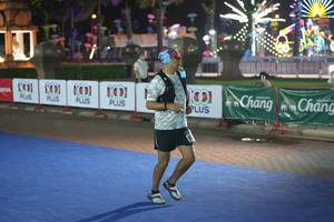 BIB: 100
                            <button type="button" onclick="openModal(18014770)" class="btn btn-primary btn-sm float-right btn-popup" data-toggle="modal" data-target=".modal-high-quality">
                        <i class="fas fa-shopping-cart"></i> Add to Cart
                    </button>
                                            <button type="button" onclick="isThisMe(18014770, true)" class="btn btn-success btn-sm float-right btn-popup btn-isme hidden" data-toggle="tooltip" data-placement="bottom" title="นี่คือรูปของคุณใช่ไหม คลิกที่นี่เพื่อเอาเข้าอัลบั้ม">
                        <i class="fas fa-plus"></i> Add to album
                    </button>
                    <button type="button" onclick="isThisMe(18014770, false)" class="btn btn-warning btn-sm float-right btn-popup btn-isnotme hidden">
                        <i class="fas fa-ban"></i> Remove from album
                    </button>