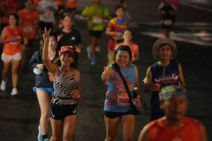 BIB: 2641
                            <button type="button" onclick="openModal(17927759)" class="btn btn-primary btn-sm float-right btn-popup" data-toggle="modal" data-target=".modal-high-quality">
                        <i class="fas fa-shopping-cart"></i> Add to Cart
                    </button>
                                            <button type="button" onclick="isThisMe(17927759, true)" class="btn btn-success btn-sm float-right btn-popup btn-isme hidden" data-toggle="tooltip" data-placement="bottom" title="นี่คือรูปของคุณใช่ไหม คลิกที่นี่เพื่อเอาเข้าอัลบั้ม">
                        <i class="fas fa-plus"></i> Add to album
                    </button>
                    <button type="button" onclick="isThisMe(17927759, false)" class="btn btn-warning btn-sm float-right btn-popup btn-isnotme hidden">
                        <i class="fas fa-ban"></i> Remove from album
                    </button>