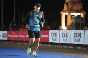 BIB: 42688
                            <button type="button" onclick="openModal(18014089)" class="btn btn-primary btn-sm float-right btn-popup" data-toggle="modal" data-target=".modal-high-quality">
                        <i class="fas fa-shopping-cart"></i> Add to Cart
                    </button>
                                            <button type="button" onclick="isThisMe(18014089, true)" class="btn btn-success btn-sm float-right btn-popup btn-isme hidden" data-toggle="tooltip" data-placement="bottom" title="นี่คือรูปของคุณใช่ไหม คลิกที่นี่เพื่อเอาเข้าอัลบั้ม">
                        <i class="fas fa-plus"></i> Add to album
                    </button>
                    <button type="button" onclick="isThisMe(18014089, false)" class="btn btn-warning btn-sm float-right btn-popup btn-isnotme hidden">
                        <i class="fas fa-ban"></i> Remove from album
                    </button>