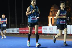 BIB: 6442, 44670
                            <button type="button" onclick="openModal(18013196)" class="btn btn-primary btn-sm float-right btn-popup" data-toggle="modal" data-target=".modal-high-quality">
                        <i class="fas fa-shopping-cart"></i> Add to Cart
                    </button>
                                            <button type="button" onclick="isThisMe(18013196, true)" class="btn btn-success btn-sm float-right btn-popup btn-isme hidden" data-toggle="tooltip" data-placement="bottom" title="นี่คือรูปของคุณใช่ไหม คลิกที่นี่เพื่อเอาเข้าอัลบั้ม">
                        <i class="fas fa-plus"></i> Add to album
                    </button>
                    <button type="button" onclick="isThisMe(18013196, false)" class="btn btn-warning btn-sm float-right btn-popup btn-isnotme hidden">
                        <i class="fas fa-ban"></i> Remove from album
                    </button>