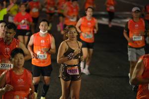 BIB: 424, 21629, 22380, 26225
                            <button type="button" onclick="openModal(17932565)" class="btn btn-primary btn-sm float-right btn-popup" data-toggle="modal" data-target=".modal-high-quality">
                        <i class="fas fa-shopping-cart"></i> Add to Cart
                    </button>
                                            <button type="button" onclick="isThisMe(17932565, true)" class="btn btn-success btn-sm float-right btn-popup btn-isme hidden" data-toggle="tooltip" data-placement="bottom" title="นี่คือรูปของคุณใช่ไหม คลิกที่นี่เพื่อเอาเข้าอัลบั้ม">
                        <i class="fas fa-plus"></i> Add to album
                    </button>
                    <button type="button" onclick="isThisMe(17932565, false)" class="btn btn-warning btn-sm float-right btn-popup btn-isnotme hidden">
                        <i class="fas fa-ban"></i> Remove from album
                    </button>