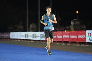 BIB: 78411
                            <button type="button" onclick="openModal(18008294)" class="btn btn-primary btn-sm float-right btn-popup" data-toggle="modal" data-target=".modal-high-quality">
                        <i class="fas fa-shopping-cart"></i> Add to Cart
                    </button>
                                            <button type="button" onclick="isThisMe(18008294, true)" class="btn btn-success btn-sm float-right btn-popup btn-isme hidden" data-toggle="tooltip" data-placement="bottom" title="นี่คือรูปของคุณใช่ไหม คลิกที่นี่เพื่อเอาเข้าอัลบั้ม">
                        <i class="fas fa-plus"></i> Add to album
                    </button>
                    <button type="button" onclick="isThisMe(18008294, false)" class="btn btn-warning btn-sm float-right btn-popup btn-isnotme hidden">
                        <i class="fas fa-ban"></i> Remove from album
                    </button>