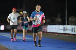 BIB: 123
                            <button type="button" onclick="openModal(18009152)" class="btn btn-primary btn-sm float-right btn-popup" data-toggle="modal" data-target=".modal-high-quality">
                        <i class="fas fa-shopping-cart"></i> Add to Cart
                    </button>
                                            <button type="button" onclick="isThisMe(18009152, true)" class="btn btn-success btn-sm float-right btn-popup btn-isme hidden" data-toggle="tooltip" data-placement="bottom" title="นี่คือรูปของคุณใช่ไหม คลิกที่นี่เพื่อเอาเข้าอัลบั้ม">
                        <i class="fas fa-plus"></i> Add to album
                    </button>
                    <button type="button" onclick="isThisMe(18009152, false)" class="btn btn-warning btn-sm float-right btn-popup btn-isnotme hidden">
                        <i class="fas fa-ban"></i> Remove from album
                    </button>