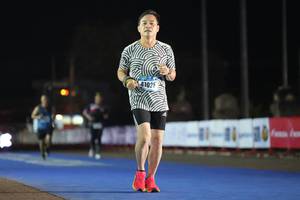 BIB: 41025
                            <button type="button" onclick="openModal(18013426)" class="btn btn-primary btn-sm float-right btn-popup" data-toggle="modal" data-target=".modal-high-quality">
                        <i class="fas fa-shopping-cart"></i> Add to Cart
                    </button>
                                            <button type="button" onclick="isThisMe(18013426, true)" class="btn btn-success btn-sm float-right btn-popup btn-isme hidden" data-toggle="tooltip" data-placement="bottom" title="นี่คือรูปของคุณใช่ไหม คลิกที่นี่เพื่อเอาเข้าอัลบั้ม">
                        <i class="fas fa-plus"></i> Add to album
                    </button>
                    <button type="button" onclick="isThisMe(18013426, false)" class="btn btn-warning btn-sm float-right btn-popup btn-isnotme hidden">
                        <i class="fas fa-ban"></i> Remove from album
                    </button>