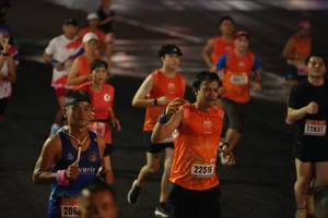 BIB: 22837, 22516, 206
                            <button type="button" onclick="openModal(17923770)" class="btn btn-primary btn-sm float-right btn-popup" data-toggle="modal" data-target=".modal-high-quality">
                        <i class="fas fa-shopping-cart"></i> Add to Cart
                    </button>
                                            <button type="button" onclick="isThisMe(17923770, true)" class="btn btn-success btn-sm float-right btn-popup btn-isme hidden" data-toggle="tooltip" data-placement="bottom" title="นี่คือรูปของคุณใช่ไหม คลิกที่นี่เพื่อเอาเข้าอัลบั้ม">
                        <i class="fas fa-plus"></i> Add to album
                    </button>
                    <button type="button" onclick="isThisMe(17923770, false)" class="btn btn-warning btn-sm float-right btn-popup btn-isnotme hidden">
                        <i class="fas fa-ban"></i> Remove from album
                    </button>