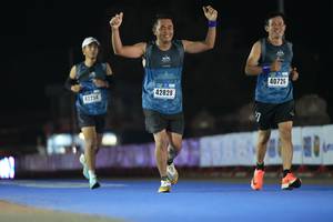 BIB: 40726, 42828, 42254
                            <button type="button" onclick="openModal(18001496)" class="btn btn-primary btn-sm float-right btn-popup" data-toggle="modal" data-target=".modal-high-quality">
                        <i class="fas fa-shopping-cart"></i> Add to Cart
                    </button>
                                            <button type="button" onclick="isThisMe(18001496, true)" class="btn btn-success btn-sm float-right btn-popup btn-isme hidden" data-toggle="tooltip" data-placement="bottom" title="นี่คือรูปของคุณใช่ไหม คลิกที่นี่เพื่อเอาเข้าอัลบั้ม">
                        <i class="fas fa-plus"></i> Add to album
                    </button>
                    <button type="button" onclick="isThisMe(18001496, false)" class="btn btn-warning btn-sm float-right btn-popup btn-isnotme hidden">
                        <i class="fas fa-ban"></i> Remove from album
                    </button>