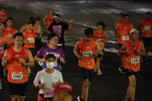 BIB: 24435, 23300, 23860, 75207
                            <button type="button" onclick="openModal(17935961)" class="btn btn-primary btn-sm float-right btn-popup" data-toggle="modal" data-target=".modal-high-quality">
                        <i class="fas fa-shopping-cart"></i> Add to Cart
                    </button>
                                            <button type="button" onclick="isThisMe(17935961, true)" class="btn btn-success btn-sm float-right btn-popup btn-isme hidden" data-toggle="tooltip" data-placement="bottom" title="นี่คือรูปของคุณใช่ไหม คลิกที่นี่เพื่อเอาเข้าอัลบั้ม">
                        <i class="fas fa-plus"></i> Add to album
                    </button>
                    <button type="button" onclick="isThisMe(17935961, false)" class="btn btn-warning btn-sm float-right btn-popup btn-isnotme hidden">
                        <i class="fas fa-ban"></i> Remove from album
                    </button>