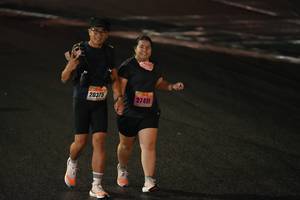 BIB: 20375, 27491
                            <button type="button" onclick="openModal(17939148)" class="btn btn-primary btn-sm float-right btn-popup" data-toggle="modal" data-target=".modal-high-quality">
                        <i class="fas fa-shopping-cart"></i> Add to Cart
                    </button>
                                            <button type="button" onclick="isThisMe(17939148, true)" class="btn btn-success btn-sm float-right btn-popup btn-isme hidden" data-toggle="tooltip" data-placement="bottom" title="นี่คือรูปของคุณใช่ไหม คลิกที่นี่เพื่อเอาเข้าอัลบั้ม">
                        <i class="fas fa-plus"></i> Add to album
                    </button>
                    <button type="button" onclick="isThisMe(17939148, false)" class="btn btn-warning btn-sm float-right btn-popup btn-isnotme hidden">
                        <i class="fas fa-ban"></i> Remove from album
                    </button>