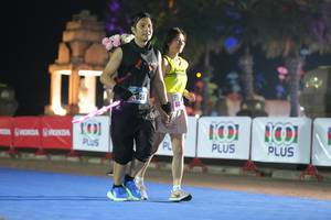 BIB: 056
                            <button type="button" onclick="openModal(18015161)" class="btn btn-primary btn-sm float-right btn-popup" data-toggle="modal" data-target=".modal-high-quality">
                        <i class="fas fa-shopping-cart"></i> Add to Cart
                    </button>
                                            <button type="button" onclick="isThisMe(18015161, true)" class="btn btn-success btn-sm float-right btn-popup btn-isme hidden" data-toggle="tooltip" data-placement="bottom" title="นี่คือรูปของคุณใช่ไหม คลิกที่นี่เพื่อเอาเข้าอัลบั้ม">
                        <i class="fas fa-plus"></i> Add to album
                    </button>
                    <button type="button" onclick="isThisMe(18015161, false)" class="btn btn-warning btn-sm float-right btn-popup btn-isnotme hidden">
                        <i class="fas fa-ban"></i> Remove from album
                    </button>