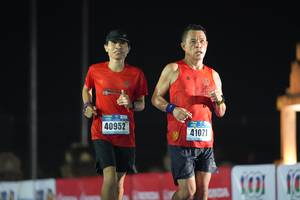 BIB: 40952, 41071
                            <button type="button" onclick="openModal(17999835)" class="btn btn-primary btn-sm float-right btn-popup" data-toggle="modal" data-target=".modal-high-quality">
                        <i class="fas fa-shopping-cart"></i> Add to Cart
                    </button>
                                            <button type="button" onclick="isThisMe(17999835, true)" class="btn btn-success btn-sm float-right btn-popup btn-isme hidden" data-toggle="tooltip" data-placement="bottom" title="นี่คือรูปของคุณใช่ไหม คลิกที่นี่เพื่อเอาเข้าอัลบั้ม">
                        <i class="fas fa-plus"></i> Add to album
                    </button>
                    <button type="button" onclick="isThisMe(17999835, false)" class="btn btn-warning btn-sm float-right btn-popup btn-isnotme hidden">
                        <i class="fas fa-ban"></i> Remove from album
                    </button>