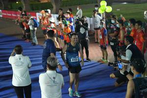 BIB: 41123
                            <button type="button" onclick="openModal(18015578)" class="btn btn-primary btn-sm float-right btn-popup" data-toggle="modal" data-target=".modal-high-quality">
                        <i class="fas fa-shopping-cart"></i> Add to Cart
                    </button>
                                            <button type="button" onclick="isThisMe(18015578, true)" class="btn btn-success btn-sm float-right btn-popup btn-isme hidden" data-toggle="tooltip" data-placement="bottom" title="นี่คือรูปของคุณใช่ไหม คลิกที่นี่เพื่อเอาเข้าอัลบั้ม">
                        <i class="fas fa-plus"></i> Add to album
                    </button>
                    <button type="button" onclick="isThisMe(18015578, false)" class="btn btn-warning btn-sm float-right btn-popup btn-isnotme hidden">
                        <i class="fas fa-ban"></i> Remove from album
                    </button>