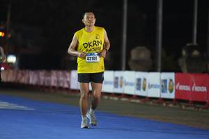 BIB: 43100
                            <button type="button" onclick="openModal(18013776)" class="btn btn-primary btn-sm float-right btn-popup" data-toggle="modal" data-target=".modal-high-quality">
                        <i class="fas fa-shopping-cart"></i> Add to Cart
                    </button>
                                            <button type="button" onclick="isThisMe(18013776, true)" class="btn btn-success btn-sm float-right btn-popup btn-isme hidden" data-toggle="tooltip" data-placement="bottom" title="นี่คือรูปของคุณใช่ไหม คลิกที่นี่เพื่อเอาเข้าอัลบั้ม">
                        <i class="fas fa-plus"></i> Add to album
                    </button>
                    <button type="button" onclick="isThisMe(18013776, false)" class="btn btn-warning btn-sm float-right btn-popup btn-isnotme hidden">
                        <i class="fas fa-ban"></i> Remove from album
                    </button>