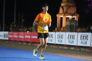 BIB: 42652
                            <button type="button" onclick="openModal(18010537)" class="btn btn-primary btn-sm float-right btn-popup" data-toggle="modal" data-target=".modal-high-quality">
                        <i class="fas fa-shopping-cart"></i> Add to Cart
                    </button>
                                            <button type="button" onclick="isThisMe(18010537, true)" class="btn btn-success btn-sm float-right btn-popup btn-isme hidden" data-toggle="tooltip" data-placement="bottom" title="นี่คือรูปของคุณใช่ไหม คลิกที่นี่เพื่อเอาเข้าอัลบั้ม">
                        <i class="fas fa-plus"></i> Add to album
                    </button>
                    <button type="button" onclick="isThisMe(18010537, false)" class="btn btn-warning btn-sm float-right btn-popup btn-isnotme hidden">
                        <i class="fas fa-ban"></i> Remove from album
                    </button>