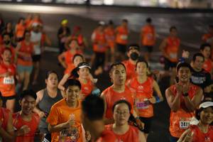 BIB: 2440, 29213, 2419
                            <button type="button" onclick="openModal(17933236)" class="btn btn-primary btn-sm float-right btn-popup" data-toggle="modal" data-target=".modal-high-quality">
                        <i class="fas fa-shopping-cart"></i> Add to Cart
                    </button>
                                            <button type="button" onclick="isThisMe(17933236, true)" class="btn btn-success btn-sm float-right btn-popup btn-isme hidden" data-toggle="tooltip" data-placement="bottom" title="นี่คือรูปของคุณใช่ไหม คลิกที่นี่เพื่อเอาเข้าอัลบั้ม">
                        <i class="fas fa-plus"></i> Add to album
                    </button>
                    <button type="button" onclick="isThisMe(17933236, false)" class="btn btn-warning btn-sm float-right btn-popup btn-isnotme hidden">
                        <i class="fas fa-ban"></i> Remove from album
                    </button>