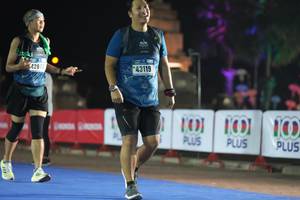 BIB: 42870, 43119, 100
                            <button type="button" onclick="openModal(18014548)" class="btn btn-primary btn-sm float-right btn-popup" data-toggle="modal" data-target=".modal-high-quality">
                        <i class="fas fa-shopping-cart"></i> Add to Cart
                    </button>
                                            <button type="button" onclick="isThisMe(18014548, true)" class="btn btn-success btn-sm float-right btn-popup btn-isme hidden" data-toggle="tooltip" data-placement="bottom" title="นี่คือรูปของคุณใช่ไหม คลิกที่นี่เพื่อเอาเข้าอัลบั้ม">
                        <i class="fas fa-plus"></i> Add to album
                    </button>
                    <button type="button" onclick="isThisMe(18014548, false)" class="btn btn-warning btn-sm float-right btn-popup btn-isnotme hidden">
                        <i class="fas fa-ban"></i> Remove from album
                    </button>