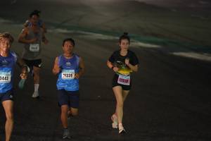BIB: 10625, 10339, 12038, 443
                            <button type="button" onclick="openModal(17949945)" class="btn btn-primary btn-sm float-right btn-popup" data-toggle="modal" data-target=".modal-high-quality">
                        <i class="fas fa-shopping-cart"></i> Add to Cart
                    </button>
                                            <button type="button" onclick="isThisMe(17949945, true)" class="btn btn-success btn-sm float-right btn-popup btn-isme hidden" data-toggle="tooltip" data-placement="bottom" title="นี่คือรูปของคุณใช่ไหม คลิกที่นี่เพื่อเอาเข้าอัลบั้ม">
                        <i class="fas fa-plus"></i> Add to album
                    </button>
                    <button type="button" onclick="isThisMe(17949945, false)" class="btn btn-warning btn-sm float-right btn-popup btn-isnotme hidden">
                        <i class="fas fa-ban"></i> Remove from album
                    </button>