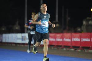 BIB: 4093
                            <button type="button" onclick="openModal(18013432)" class="btn btn-primary btn-sm float-right btn-popup" data-toggle="modal" data-target=".modal-high-quality">
                        <i class="fas fa-shopping-cart"></i> Add to Cart
                    </button>
                                            <button type="button" onclick="isThisMe(18013432, true)" class="btn btn-success btn-sm float-right btn-popup btn-isme hidden" data-toggle="tooltip" data-placement="bottom" title="นี่คือรูปของคุณใช่ไหม คลิกที่นี่เพื่อเอาเข้าอัลบั้ม">
                        <i class="fas fa-plus"></i> Add to album
                    </button>
                    <button type="button" onclick="isThisMe(18013432, false)" class="btn btn-warning btn-sm float-right btn-popup btn-isnotme hidden">
                        <i class="fas fa-ban"></i> Remove from album
                    </button>