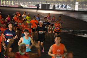 BIB: 22340, 632
                            <button type="button" onclick="openModal(17921834)" class="btn btn-primary btn-sm float-right btn-popup" data-toggle="modal" data-target=".modal-high-quality">
                        <i class="fas fa-shopping-cart"></i> Add to Cart
                    </button>
                                            <button type="button" onclick="isThisMe(17921834, true)" class="btn btn-success btn-sm float-right btn-popup btn-isme hidden" data-toggle="tooltip" data-placement="bottom" title="นี่คือรูปของคุณใช่ไหม คลิกที่นี่เพื่อเอาเข้าอัลบั้ม">
                        <i class="fas fa-plus"></i> Add to album
                    </button>
                    <button type="button" onclick="isThisMe(17921834, false)" class="btn btn-warning btn-sm float-right btn-popup btn-isnotme hidden">
                        <i class="fas fa-ban"></i> Remove from album
                    </button>