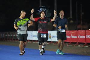 BIB: 42932, 422
                            <button type="button" onclick="openModal(18009552)" class="btn btn-primary btn-sm float-right btn-popup" data-toggle="modal" data-target=".modal-high-quality">
                        <i class="fas fa-shopping-cart"></i> Add to Cart
                    </button>
                                            <button type="button" onclick="isThisMe(18009552, true)" class="btn btn-success btn-sm float-right btn-popup btn-isme hidden" data-toggle="tooltip" data-placement="bottom" title="นี่คือรูปของคุณใช่ไหม คลิกที่นี่เพื่อเอาเข้าอัลบั้ม">
                        <i class="fas fa-plus"></i> Add to album
                    </button>
                    <button type="button" onclick="isThisMe(18009552, false)" class="btn btn-warning btn-sm float-right btn-popup btn-isnotme hidden">
                        <i class="fas fa-ban"></i> Remove from album
                    </button>