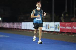 BIB: 40425
                            <button type="button" onclick="openModal(18013918)" class="btn btn-primary btn-sm float-right btn-popup" data-toggle="modal" data-target=".modal-high-quality">
                        <i class="fas fa-shopping-cart"></i> Add to Cart
                    </button>
                                            <button type="button" onclick="isThisMe(18013918, true)" class="btn btn-success btn-sm float-right btn-popup btn-isme hidden" data-toggle="tooltip" data-placement="bottom" title="นี่คือรูปของคุณใช่ไหม คลิกที่นี่เพื่อเอาเข้าอัลบั้ม">
                        <i class="fas fa-plus"></i> Add to album
                    </button>
                    <button type="button" onclick="isThisMe(18013918, false)" class="btn btn-warning btn-sm float-right btn-popup btn-isnotme hidden">
                        <i class="fas fa-ban"></i> Remove from album
                    </button>