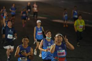 BIB: 0997, 94186, 0291
                            <button type="button" onclick="openModal(17962956)" class="btn btn-primary btn-sm float-right btn-popup" data-toggle="modal" data-target=".modal-high-quality">
                        <i class="fas fa-shopping-cart"></i> Add to Cart
                    </button>
                                            <button type="button" onclick="isThisMe(17962956, true)" class="btn btn-success btn-sm float-right btn-popup btn-isme hidden" data-toggle="tooltip" data-placement="bottom" title="นี่คือรูปของคุณใช่ไหม คลิกที่นี่เพื่อเอาเข้าอัลบั้ม">
                        <i class="fas fa-plus"></i> Add to album
                    </button>
                    <button type="button" onclick="isThisMe(17962956, false)" class="btn btn-warning btn-sm float-right btn-popup btn-isnotme hidden">
                        <i class="fas fa-ban"></i> Remove from album
                    </button>