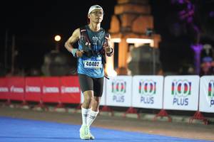 BIB: 40402
                            <button type="button" onclick="openModal(18011936)" class="btn btn-primary btn-sm float-right btn-popup" data-toggle="modal" data-target=".modal-high-quality">
                        <i class="fas fa-shopping-cart"></i> Add to Cart
                    </button>
                                            <button type="button" onclick="isThisMe(18011936, true)" class="btn btn-success btn-sm float-right btn-popup btn-isme hidden" data-toggle="tooltip" data-placement="bottom" title="นี่คือรูปของคุณใช่ไหม คลิกที่นี่เพื่อเอาเข้าอัลบั้ม">
                        <i class="fas fa-plus"></i> Add to album
                    </button>
                    <button type="button" onclick="isThisMe(18011936, false)" class="btn btn-warning btn-sm float-right btn-popup btn-isnotme hidden">
                        <i class="fas fa-ban"></i> Remove from album
                    </button>