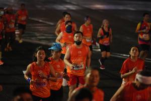 BIB: 26775
                            <button type="button" onclick="openModal(17935372)" class="btn btn-primary btn-sm float-right btn-popup" data-toggle="modal" data-target=".modal-high-quality">
                        <i class="fas fa-shopping-cart"></i> Add to Cart
                    </button>
                                            <button type="button" onclick="isThisMe(17935372, true)" class="btn btn-success btn-sm float-right btn-popup btn-isme hidden" data-toggle="tooltip" data-placement="bottom" title="นี่คือรูปของคุณใช่ไหม คลิกที่นี่เพื่อเอาเข้าอัลบั้ม">
                        <i class="fas fa-plus"></i> Add to album
                    </button>
                    <button type="button" onclick="isThisMe(17935372, false)" class="btn btn-warning btn-sm float-right btn-popup btn-isnotme hidden">
                        <i class="fas fa-ban"></i> Remove from album
                    </button>