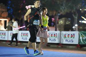 BIB: 43056
                            <button type="button" onclick="openModal(18015165)" class="btn btn-primary btn-sm float-right btn-popup" data-toggle="modal" data-target=".modal-high-quality">
                        <i class="fas fa-shopping-cart"></i> Add to Cart
                    </button>
                                            <button type="button" onclick="isThisMe(18015165, true)" class="btn btn-success btn-sm float-right btn-popup btn-isme hidden" data-toggle="tooltip" data-placement="bottom" title="นี่คือรูปของคุณใช่ไหม คลิกที่นี่เพื่อเอาเข้าอัลบั้ม">
                        <i class="fas fa-plus"></i> Add to album
                    </button>
                    <button type="button" onclick="isThisMe(18015165, false)" class="btn btn-warning btn-sm float-right btn-popup btn-isnotme hidden">
                        <i class="fas fa-ban"></i> Remove from album
                    </button>