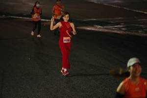 BIB: 66205
                            <button type="button" onclick="openModal(17939299)" class="btn btn-primary btn-sm float-right btn-popup" data-toggle="modal" data-target=".modal-high-quality">
                        <i class="fas fa-shopping-cart"></i> Add to Cart
                    </button>
                                            <button type="button" onclick="isThisMe(17939299, true)" class="btn btn-success btn-sm float-right btn-popup btn-isme hidden" data-toggle="tooltip" data-placement="bottom" title="นี่คือรูปของคุณใช่ไหม คลิกที่นี่เพื่อเอาเข้าอัลบั้ม">
                        <i class="fas fa-plus"></i> Add to album
                    </button>
                    <button type="button" onclick="isThisMe(17939299, false)" class="btn btn-warning btn-sm float-right btn-popup btn-isnotme hidden">
                        <i class="fas fa-ban"></i> Remove from album
                    </button>