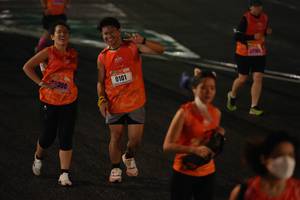 BIB: 0101, 300
                            <button type="button" onclick="openModal(17938058)" class="btn btn-primary btn-sm float-right btn-popup" data-toggle="modal" data-target=".modal-high-quality">
                        <i class="fas fa-shopping-cart"></i> Add to Cart
                    </button>
                                            <button type="button" onclick="isThisMe(17938058, true)" class="btn btn-success btn-sm float-right btn-popup btn-isme hidden" data-toggle="tooltip" data-placement="bottom" title="นี่คือรูปของคุณใช่ไหม คลิกที่นี่เพื่อเอาเข้าอัลบั้ม">
                        <i class="fas fa-plus"></i> Add to album
                    </button>
                    <button type="button" onclick="isThisMe(17938058, false)" class="btn btn-warning btn-sm float-right btn-popup btn-isnotme hidden">
                        <i class="fas fa-ban"></i> Remove from album
                    </button>