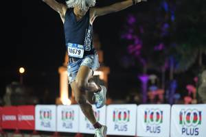 BIB: 0679
                            <button type="button" onclick="openModal(18013325)" class="btn btn-primary btn-sm float-right btn-popup" data-toggle="modal" data-target=".modal-high-quality">
                        <i class="fas fa-shopping-cart"></i> Add to Cart
                    </button>
                                            <button type="button" onclick="isThisMe(18013325, true)" class="btn btn-success btn-sm float-right btn-popup btn-isme hidden" data-toggle="tooltip" data-placement="bottom" title="นี่คือรูปของคุณใช่ไหม คลิกที่นี่เพื่อเอาเข้าอัลบั้ม">
                        <i class="fas fa-plus"></i> Add to album
                    </button>
                    <button type="button" onclick="isThisMe(18013325, false)" class="btn btn-warning btn-sm float-right btn-popup btn-isnotme hidden">
                        <i class="fas fa-ban"></i> Remove from album
                    </button>