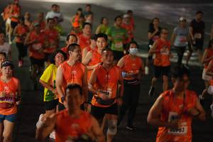 BIB: 098, 7571
                            <button type="button" onclick="openModal(17935029)" class="btn btn-primary btn-sm float-right btn-popup" data-toggle="modal" data-target=".modal-high-quality">
                        <i class="fas fa-shopping-cart"></i> Add to Cart
                    </button>
                                            <button type="button" onclick="isThisMe(17935029, true)" class="btn btn-success btn-sm float-right btn-popup btn-isme hidden" data-toggle="tooltip" data-placement="bottom" title="นี่คือรูปของคุณใช่ไหม คลิกที่นี่เพื่อเอาเข้าอัลบั้ม">
                        <i class="fas fa-plus"></i> Add to album
                    </button>
                    <button type="button" onclick="isThisMe(17935029, false)" class="btn btn-warning btn-sm float-right btn-popup btn-isnotme hidden">
                        <i class="fas fa-ban"></i> Remove from album
                    </button>