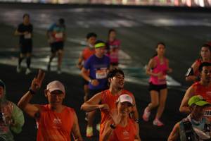 BIB: 188
                            <button type="button" onclick="openModal(17930023)" class="btn btn-primary btn-sm float-right btn-popup" data-toggle="modal" data-target=".modal-high-quality">
                        <i class="fas fa-shopping-cart"></i> Add to Cart
                    </button>
                                            <button type="button" onclick="isThisMe(17930023, true)" class="btn btn-success btn-sm float-right btn-popup btn-isme hidden" data-toggle="tooltip" data-placement="bottom" title="นี่คือรูปของคุณใช่ไหม คลิกที่นี่เพื่อเอาเข้าอัลบั้ม">
                        <i class="fas fa-plus"></i> Add to album
                    </button>
                    <button type="button" onclick="isThisMe(17930023, false)" class="btn btn-warning btn-sm float-right btn-popup btn-isnotme hidden">
                        <i class="fas fa-ban"></i> Remove from album
                    </button>