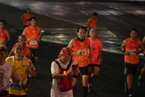 BIB: 23442, 726, 21835
                            <button type="button" onclick="openModal(17929613)" class="btn btn-primary btn-sm float-right btn-popup" data-toggle="modal" data-target=".modal-high-quality">
                        <i class="fas fa-shopping-cart"></i> Add to Cart
                    </button>
                                            <button type="button" onclick="isThisMe(17929613, true)" class="btn btn-success btn-sm float-right btn-popup btn-isme hidden" data-toggle="tooltip" data-placement="bottom" title="นี่คือรูปของคุณใช่ไหม คลิกที่นี่เพื่อเอาเข้าอัลบั้ม">
                        <i class="fas fa-plus"></i> Add to album
                    </button>
                    <button type="button" onclick="isThisMe(17929613, false)" class="btn btn-warning btn-sm float-right btn-popup btn-isnotme hidden">
                        <i class="fas fa-ban"></i> Remove from album
                    </button>