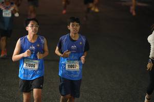 BIB: 11006, 11007, 200
                            <button type="button" onclick="openModal(17957331)" class="btn btn-primary btn-sm float-right btn-popup" data-toggle="modal" data-target=".modal-high-quality">
                        <i class="fas fa-shopping-cart"></i> Add to Cart
                    </button>
                                            <button type="button" onclick="isThisMe(17957331, true)" class="btn btn-success btn-sm float-right btn-popup btn-isme hidden" data-toggle="tooltip" data-placement="bottom" title="นี่คือรูปของคุณใช่ไหม คลิกที่นี่เพื่อเอาเข้าอัลบั้ม">
                        <i class="fas fa-plus"></i> Add to album
                    </button>
                    <button type="button" onclick="isThisMe(17957331, false)" class="btn btn-warning btn-sm float-right btn-popup btn-isnotme hidden">
                        <i class="fas fa-ban"></i> Remove from album
                    </button>