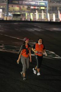 BIB: 2705
                            <button type="button" onclick="openModal(17940022)" class="btn btn-primary btn-sm float-right btn-popup" data-toggle="modal" data-target=".modal-high-quality">
                        <i class="fas fa-shopping-cart"></i> Add to Cart
                    </button>
                                            <button type="button" onclick="isThisMe(17940022, true)" class="btn btn-success btn-sm float-right btn-popup btn-isme hidden" data-toggle="tooltip" data-placement="bottom" title="นี่คือรูปของคุณใช่ไหม คลิกที่นี่เพื่อเอาเข้าอัลบั้ม">
                        <i class="fas fa-plus"></i> Add to album
                    </button>
                    <button type="button" onclick="isThisMe(17940022, false)" class="btn btn-warning btn-sm float-right btn-popup btn-isnotme hidden">
                        <i class="fas fa-ban"></i> Remove from album
                    </button>