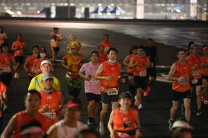 BIB: 24222, 2078, 23575, 23400, 128
                            <button type="button" onclick="openModal(17931211)" class="btn btn-primary btn-sm float-right btn-popup" data-toggle="modal" data-target=".modal-high-quality">
                        <i class="fas fa-shopping-cart"></i> Add to Cart
                    </button>
                                            <button type="button" onclick="isThisMe(17931211, true)" class="btn btn-success btn-sm float-right btn-popup btn-isme hidden" data-toggle="tooltip" data-placement="bottom" title="นี่คือรูปของคุณใช่ไหม คลิกที่นี่เพื่อเอาเข้าอัลบั้ม">
                        <i class="fas fa-plus"></i> Add to album
                    </button>
                    <button type="button" onclick="isThisMe(17931211, false)" class="btn btn-warning btn-sm float-right btn-popup btn-isnotme hidden">
                        <i class="fas fa-ban"></i> Remove from album
                    </button>