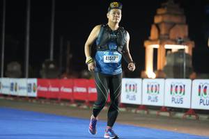 BIB: 41517
                            <button type="button" onclick="openModal(18012765)" class="btn btn-primary btn-sm float-right btn-popup" data-toggle="modal" data-target=".modal-high-quality">
                        <i class="fas fa-shopping-cart"></i> Add to Cart
                    </button>
                                            <button type="button" onclick="isThisMe(18012765, true)" class="btn btn-success btn-sm float-right btn-popup btn-isme hidden" data-toggle="tooltip" data-placement="bottom" title="นี่คือรูปของคุณใช่ไหม คลิกที่นี่เพื่อเอาเข้าอัลบั้ม">
                        <i class="fas fa-plus"></i> Add to album
                    </button>
                    <button type="button" onclick="isThisMe(18012765, false)" class="btn btn-warning btn-sm float-right btn-popup btn-isnotme hidden">
                        <i class="fas fa-ban"></i> Remove from album
                    </button>