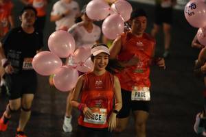 BIB: 415, 220
                            <button type="button" onclick="openModal(17924685)" class="btn btn-primary btn-sm float-right btn-popup" data-toggle="modal" data-target=".modal-high-quality">
                        <i class="fas fa-shopping-cart"></i> Add to Cart
                    </button>
                                            <button type="button" onclick="isThisMe(17924685, true)" class="btn btn-success btn-sm float-right btn-popup btn-isme hidden" data-toggle="tooltip" data-placement="bottom" title="นี่คือรูปของคุณใช่ไหม คลิกที่นี่เพื่อเอาเข้าอัลบั้ม">
                        <i class="fas fa-plus"></i> Add to album
                    </button>
                    <button type="button" onclick="isThisMe(17924685, false)" class="btn btn-warning btn-sm float-right btn-popup btn-isnotme hidden">
                        <i class="fas fa-ban"></i> Remove from album
                    </button>