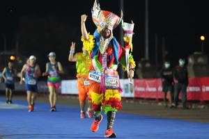 BIB: 42818
                            <button type="button" onclick="openModal(18013733)" class="btn btn-primary btn-sm float-right btn-popup" data-toggle="modal" data-target=".modal-high-quality">
                        <i class="fas fa-shopping-cart"></i> Add to Cart
                    </button>
                                            <button type="button" onclick="isThisMe(18013733, true)" class="btn btn-success btn-sm float-right btn-popup btn-isme hidden" data-toggle="tooltip" data-placement="bottom" title="นี่คือรูปของคุณใช่ไหม คลิกที่นี่เพื่อเอาเข้าอัลบั้ม">
                        <i class="fas fa-plus"></i> Add to album
                    </button>
                    <button type="button" onclick="isThisMe(18013733, false)" class="btn btn-warning btn-sm float-right btn-popup btn-isnotme hidden">
                        <i class="fas fa-ban"></i> Remove from album
                    </button>