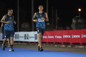 BIB: 4299
                            <button type="button" onclick="openModal(18012832)" class="btn btn-primary btn-sm float-right btn-popup" data-toggle="modal" data-target=".modal-high-quality">
                        <i class="fas fa-shopping-cart"></i> Add to Cart
                    </button>
                                            <button type="button" onclick="isThisMe(18012832, true)" class="btn btn-success btn-sm float-right btn-popup btn-isme hidden" data-toggle="tooltip" data-placement="bottom" title="นี่คือรูปของคุณใช่ไหม คลิกที่นี่เพื่อเอาเข้าอัลบั้ม">
                        <i class="fas fa-plus"></i> Add to album
                    </button>
                    <button type="button" onclick="isThisMe(18012832, false)" class="btn btn-warning btn-sm float-right btn-popup btn-isnotme hidden">
                        <i class="fas fa-ban"></i> Remove from album
                    </button>