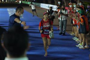 BIB: 78420
                            <button type="button" onclick="openModal(18015653)" class="btn btn-primary btn-sm float-right btn-popup" data-toggle="modal" data-target=".modal-high-quality">
                        <i class="fas fa-shopping-cart"></i> Add to Cart
                    </button>
                                            <button type="button" onclick="isThisMe(18015653, true)" class="btn btn-success btn-sm float-right btn-popup btn-isme hidden" data-toggle="tooltip" data-placement="bottom" title="นี่คือรูปของคุณใช่ไหม คลิกที่นี่เพื่อเอาเข้าอัลบั้ม">
                        <i class="fas fa-plus"></i> Add to album
                    </button>
                    <button type="button" onclick="isThisMe(18015653, false)" class="btn btn-warning btn-sm float-right btn-popup btn-isnotme hidden">
                        <i class="fas fa-ban"></i> Remove from album
                    </button>